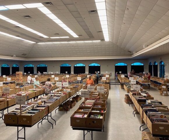 Citrus Spgs booksale floor Citrus Spgs booksale floor